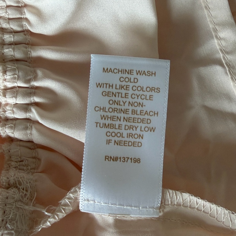 Caroline Constas Peach Cream Ruffle Lace Blouse L NWT - Picture 10 of 10
